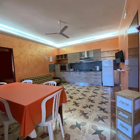200m From The Sea - Large Private Patio With Bbq *
