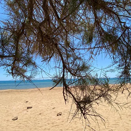 Vakantiehuis 200m From The Sea - Large Private Patio With Bbq Triscina